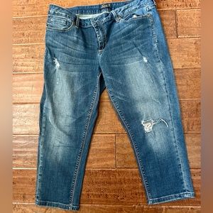 Seven7 Distressed Easy Fit Women Jeans